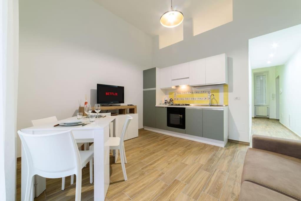 Stazione Treni - Wi-Fi & Netflix Cozy Space Apartment Салерно Екстериор снимка